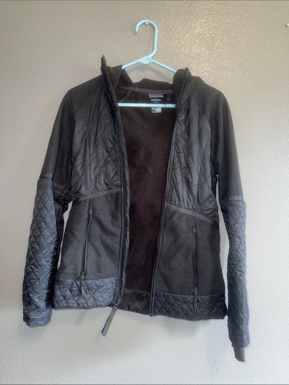 Champion Black Quilted Hooded Puffer Jacket